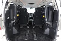 Toyota Alphard vaihtoauto