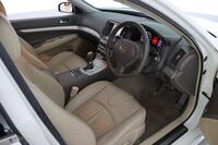 Nissan Skyline vaihtoauto