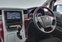 Toyota Vellfire vaihtoauto