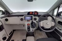 Toyota Porte vaihtoauto