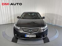 Honda Accord vaihtoauto