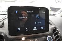 Ford Grand Tourneo Connect vaihtoauto