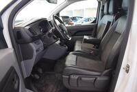 Opel Vivaro vaihtoauto
