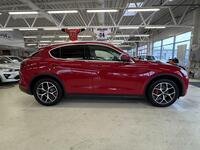 Alfa Romeo Stelvio vaihtoauto