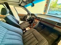 Mercedes-Benz 220 vaihtoauto