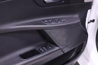 Jaguar XE vaihtoauto