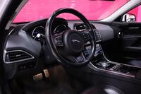 Jaguar XE vaihtoauto