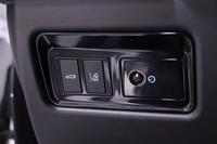 Jaguar XE vaihtoauto