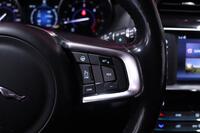 Jaguar F-PACE vaihtoauto