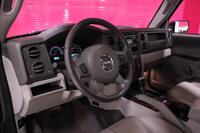 Jeep Commander vaihtoauto