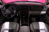 Jeep Commander vaihtoauto