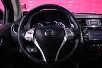 Nissan Navara vaihtoauto