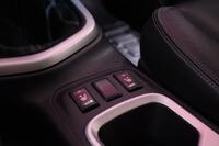 Nissan Navara vaihtoauto