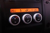 Nissan Navara vaihtoauto