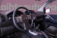 Nissan Navara vaihtoauto