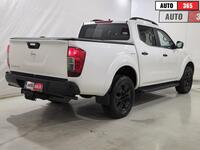 Nissan Navara vaihtoauto