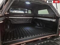 Nissan Navara vaihtoauto