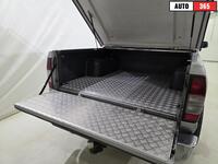 Nissan Navara vaihtoauto