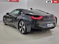 BMW i8 vaihtoauto