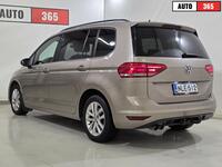 Volkswagen Touran vaihtoauto