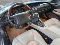 Jaguar XK8 vaihtoauto