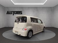 Toyota BB vaihtoauto