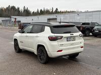 Jeep Compass vaihtoauto