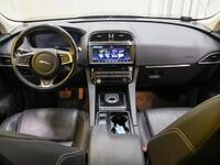 Jaguar F-PACE vaihtoauto