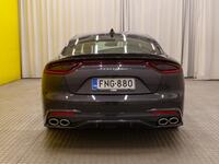 Kia Stinger vaihtoauto