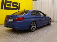 BMW M5 vaihtoauto