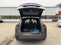 Tesla Model X vaihtoauto