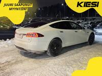 Tesla Model S vaihtoauto