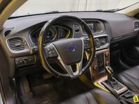 Volvo V40 Cross Country vaihtoauto