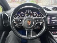 Porsche Cayenne vaihtoauto