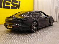 Porsche Taycan vaihtoauto