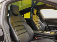 Porsche Taycan vaihtoauto