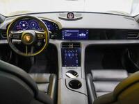 Porsche Taycan vaihtoauto