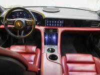 Porsche Taycan vaihtoauto