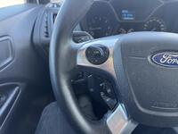 Ford Tourneo Connect vaihtoauto