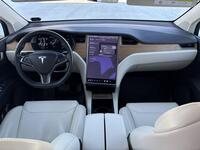 Tesla Model X vaihtoauto