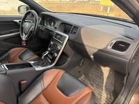 Volvo V60 Cross Country vaihtoauto