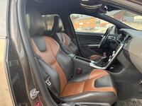 Volvo V60 Cross Country vaihtoauto