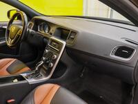 Volvo V60 Cross Country vaihtoauto