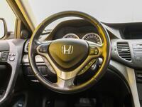 Honda Accord vaihtoauto