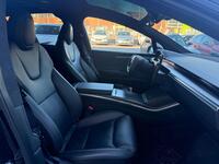 Tesla Model X vaihtoauto