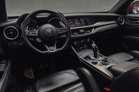 Alfa Romeo Stelvio vaihtoauto