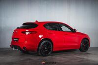 Alfa Romeo Stelvio vaihtoauto