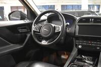 Jaguar F-PACE vaihtoauto