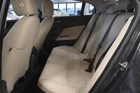 Jaguar XE vaihtoauto