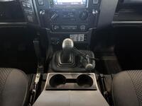 Land Rover Defender vaihtoauto